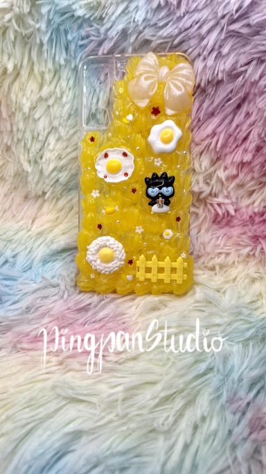 Decoden Handyhülle in Geld mit Spiegeleiern und schwarzer Ente