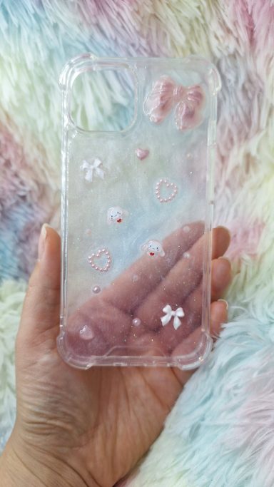 Ästhetische Resin Hülle in Rosa mit Cartoon Charakteren
